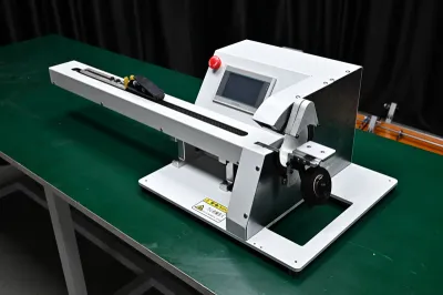 Mesin Pembungkus Pita Perekat dengan Tarikan Kawat Satu Sisi JW-303K-1.0m