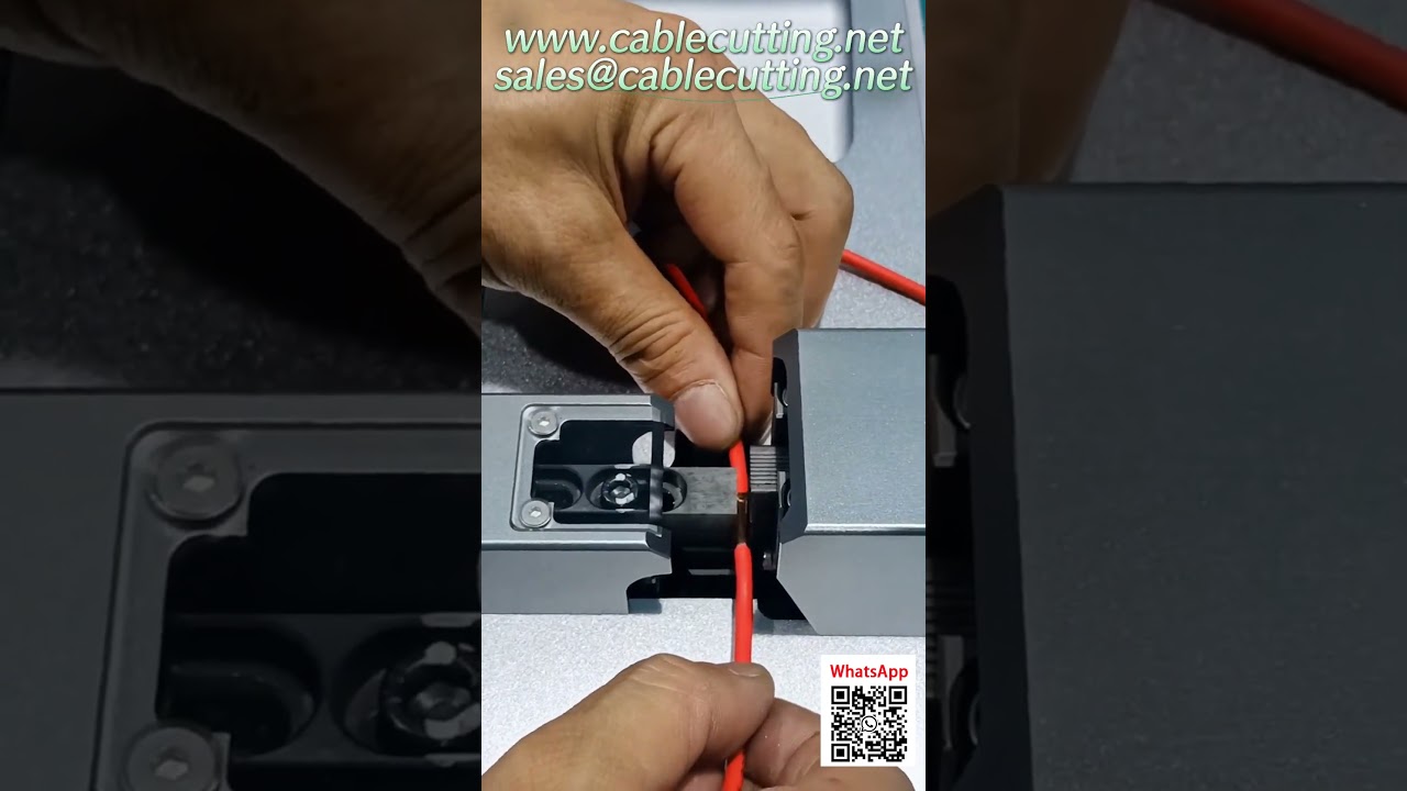 Automatic Wire Cutting and Stripping Machine for Industrial Automation