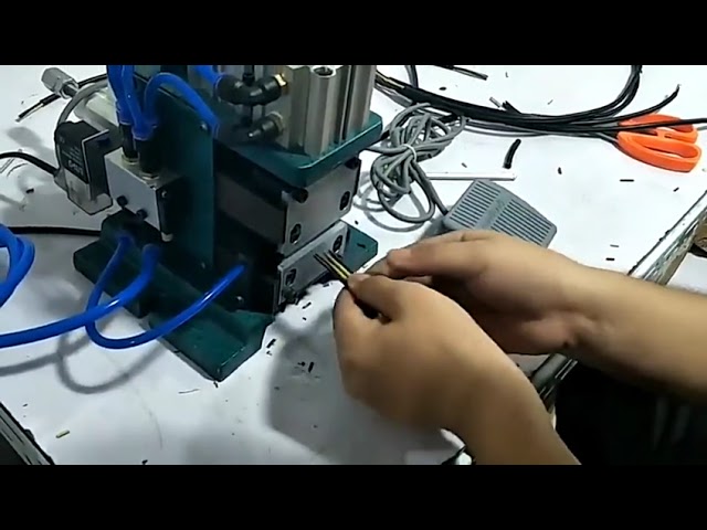 Mesin Pengupas Kabel Otomatis Pneumatik Multi Core 3F | Alat Stripping Kabel Industri