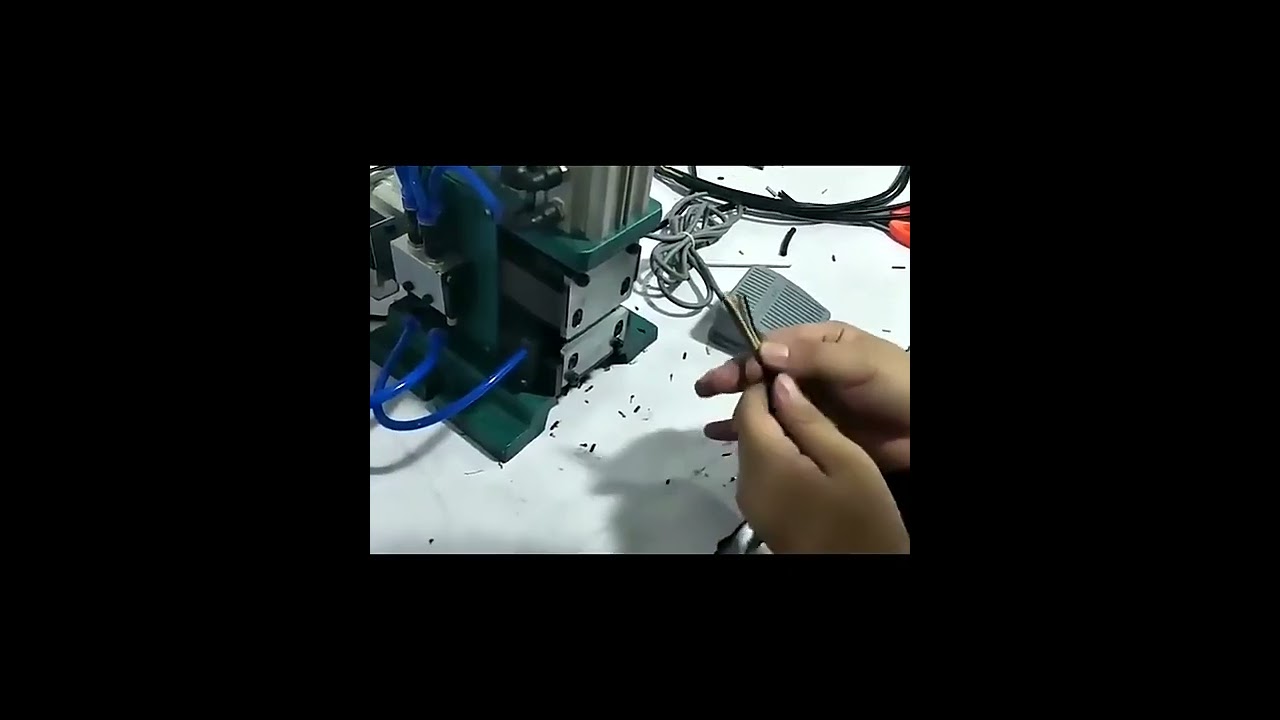 Mesin Kupas & Pilin Kabel Multi Core Pneumatik Manual 3FN 220V - Handal dan Efisien